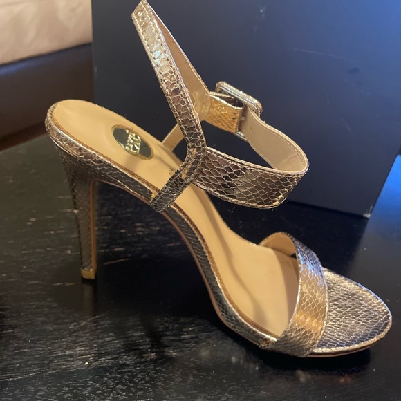 Gorgeous Gold leather high heels snake size 40 by Tsakiris Mallas worn once. - Picture 5 of 7